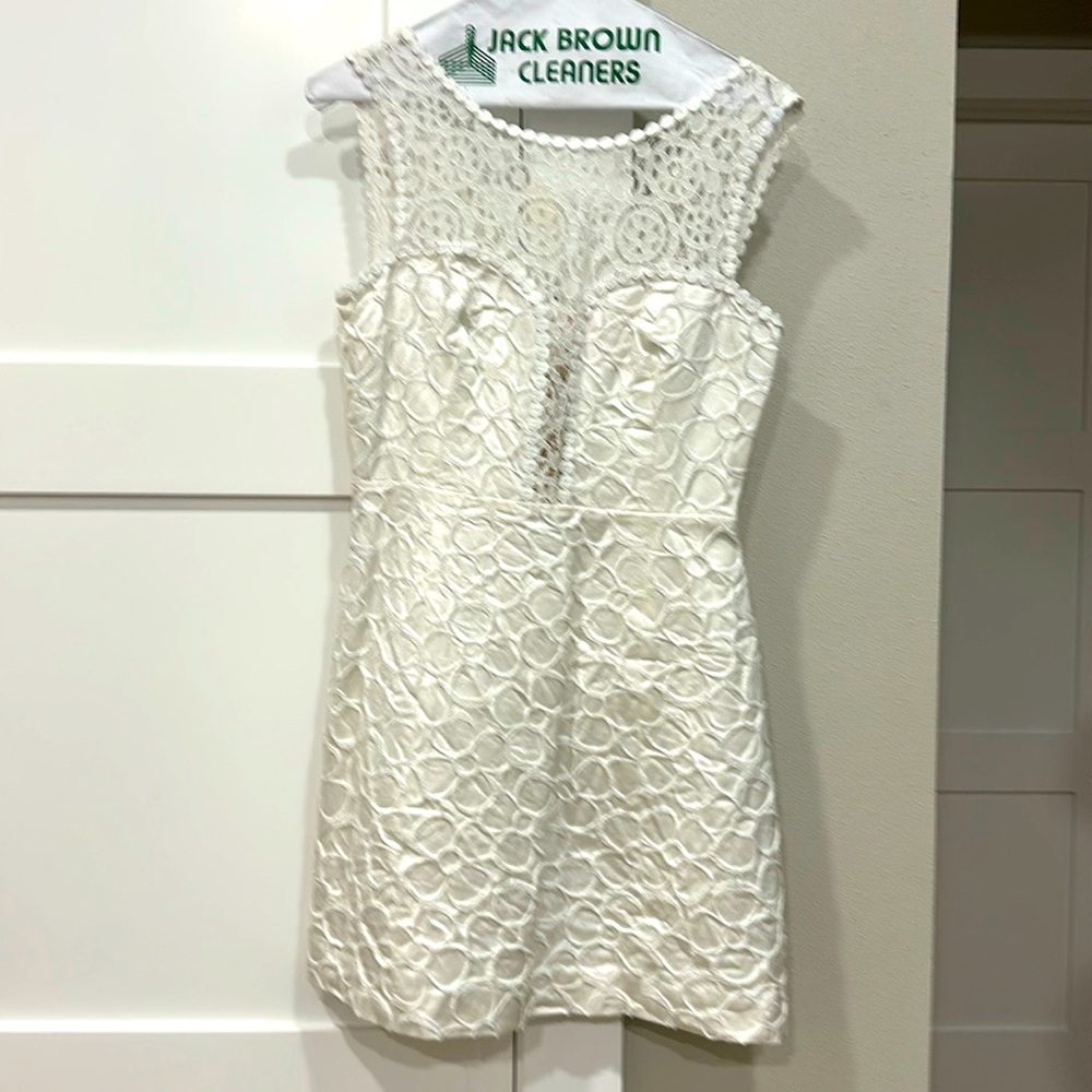 Lilly Pulitzer Textured Sleeveless Dress Size 2